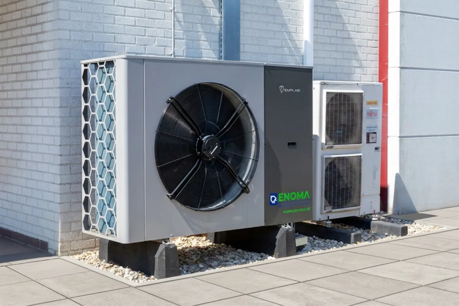 Warmtepomp-buiten-unit-Enoma-Reikon